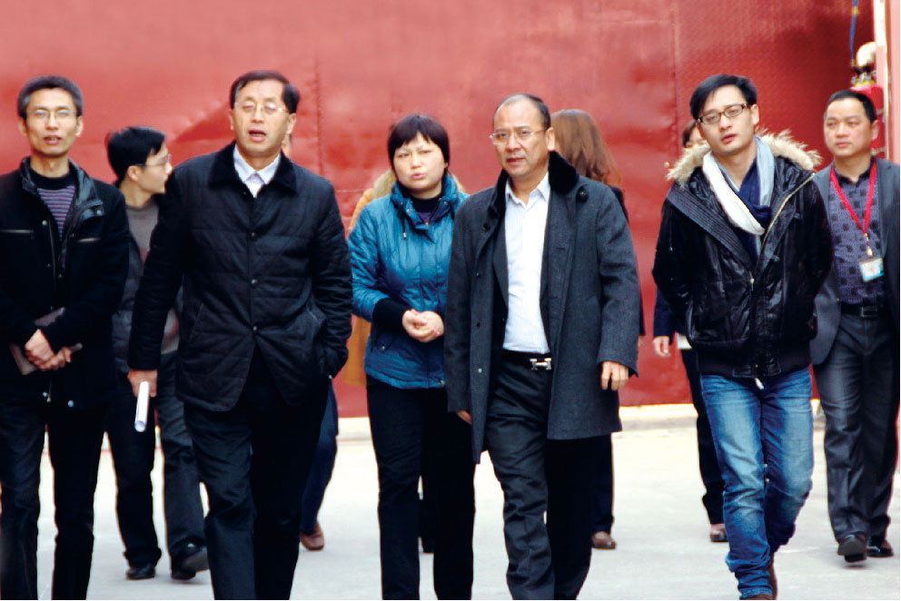 上海市鬆江區葉榭鎮黨委書記顧根華率團蒞臨榴莲视频网站調研考察